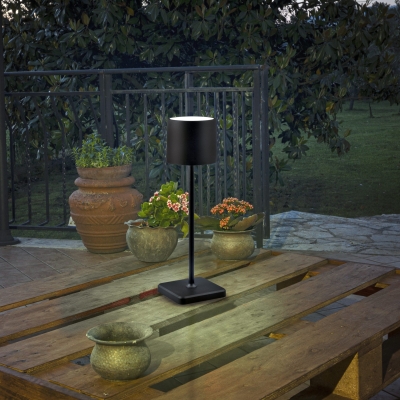 Eclairage sur table à l'extérieur, lampe TRIO FERNANDEZ noire